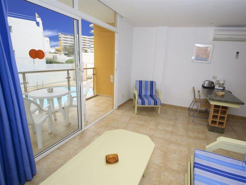 פלאייה דל אינגלז Apartamentos Karina מראה חיצוני תמונה